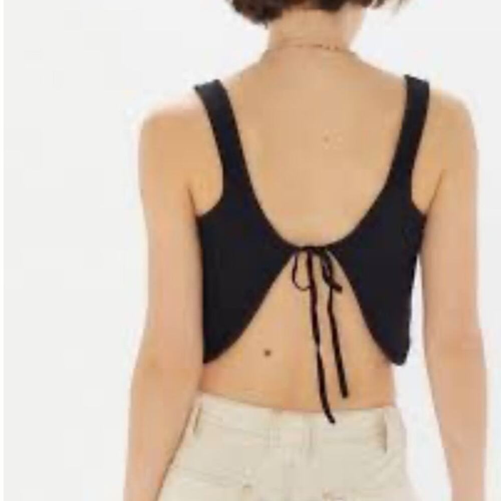 Urban Outfitters knit crop black tank size XS